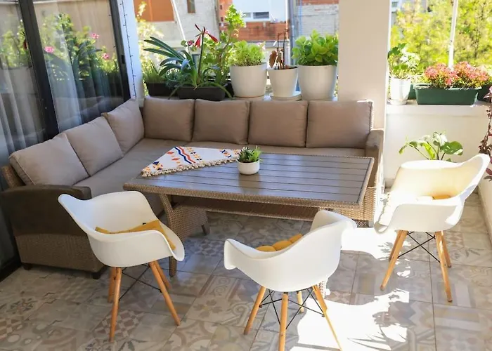 Colorful Oasis With Sunny Balcony Apartment Tirana