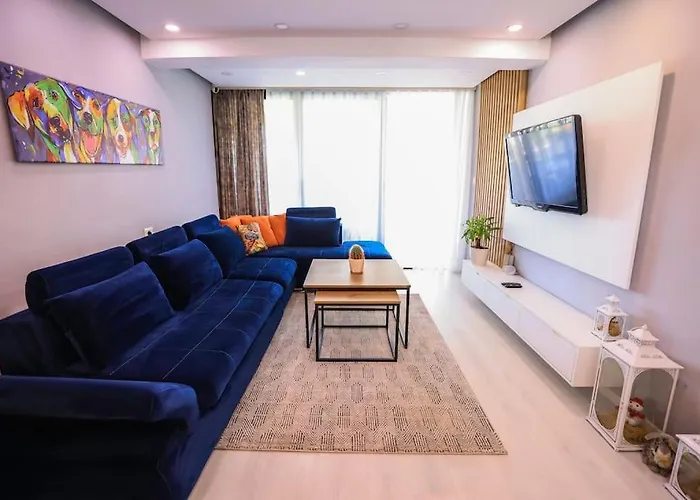 Colorful Oasis With Sunny Balcony Tirana